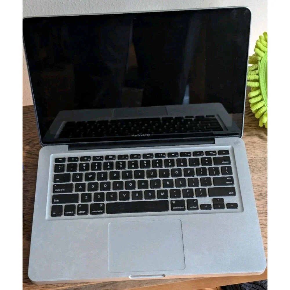 Apple macbook pro
